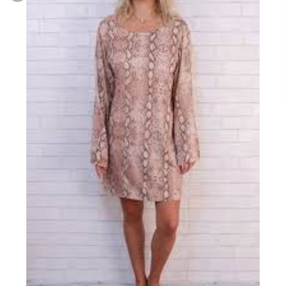 Acacia Tortolla Dress, Python. NWT. SIZE: L